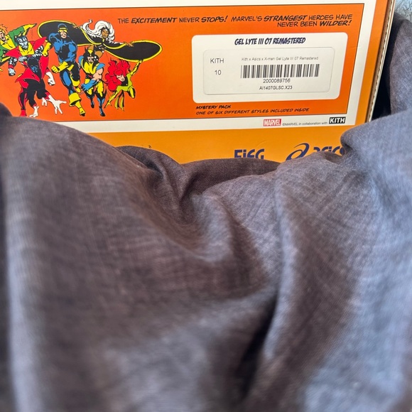 Kith X-men ASICS w/ 1of100 trading card - Picture 8 of 9